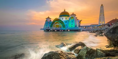 Highlights of Singapore and Malaysia Guided Tour