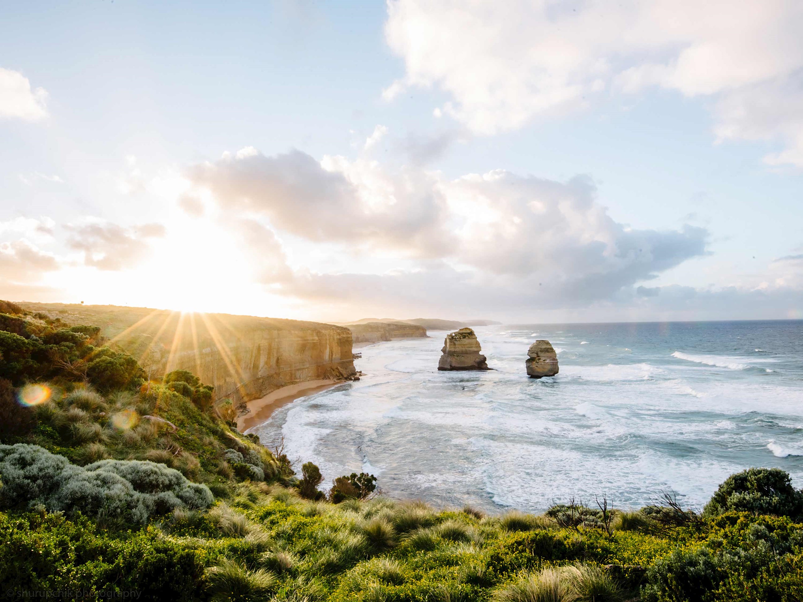 twelve-apostles-melbourne-australia.jpg