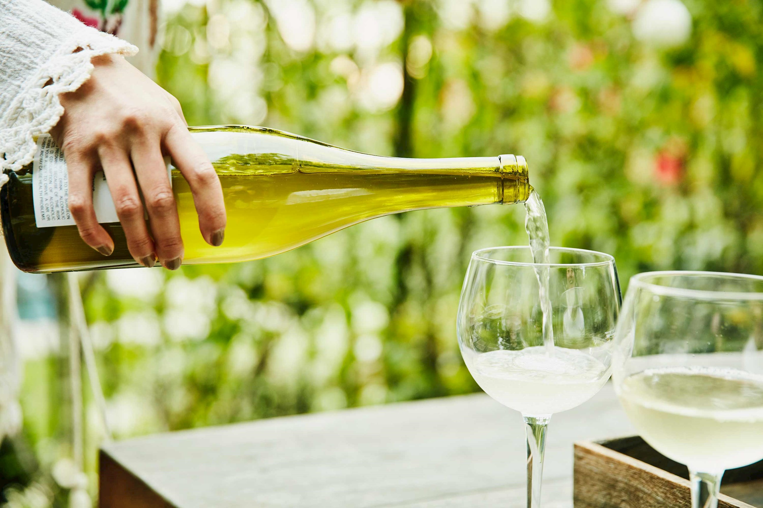 white-wine-queenstown-new-zealand.jpg