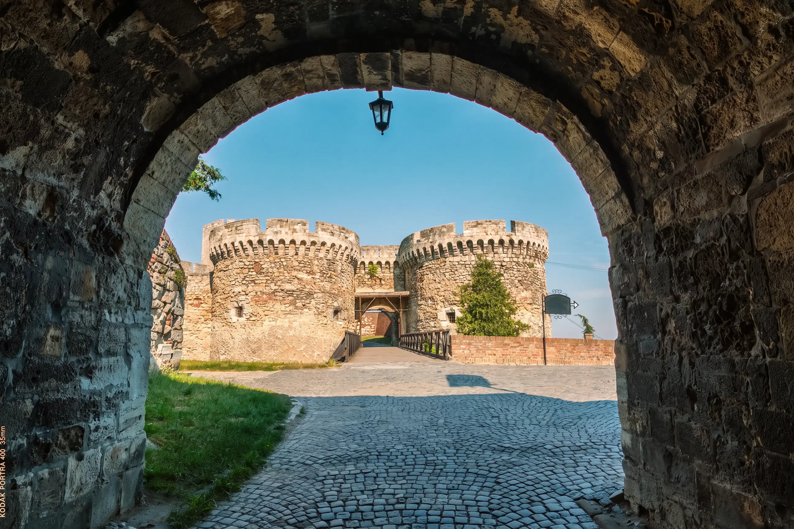 day-hero-kalemegdan-fortress-in-belgrade-serbia.webp