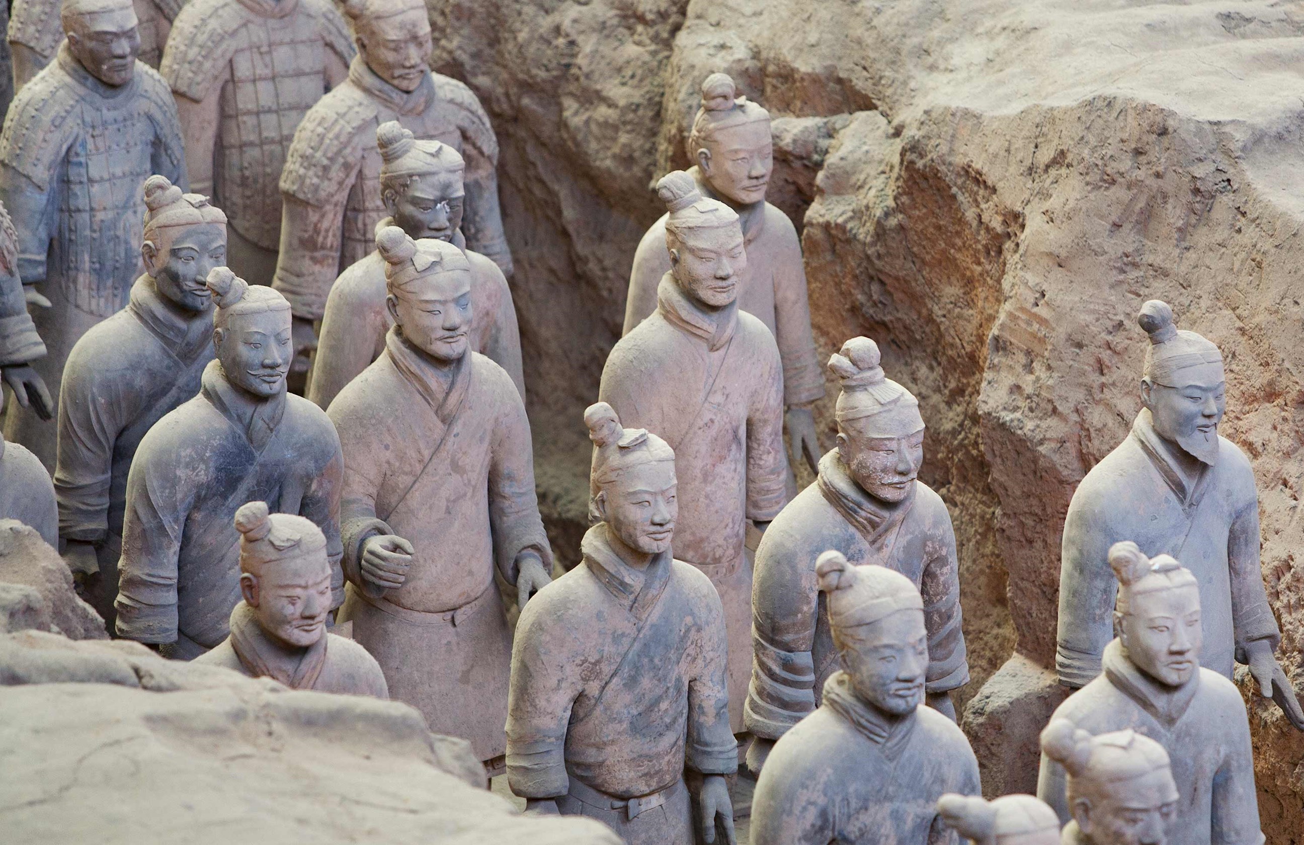 terracotta-army-warriors-xian-china.jpg