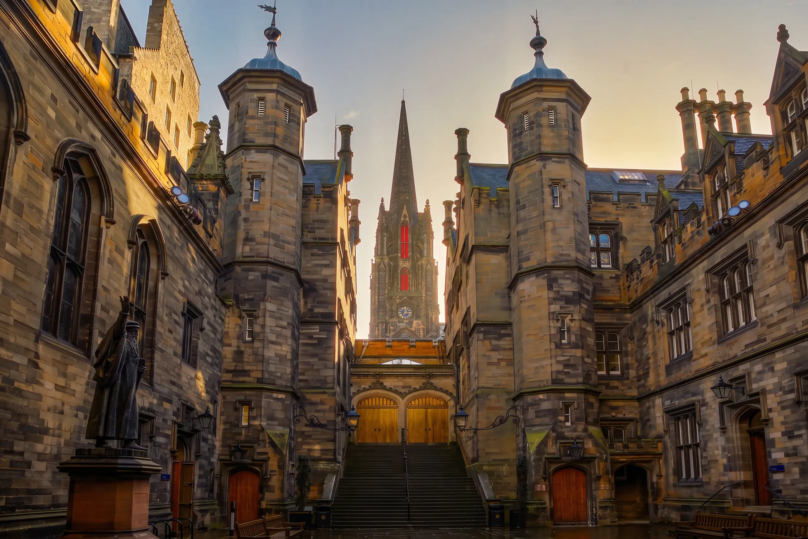 day-hero-at-dusk-edinburgh-scotland-2248764576.webp