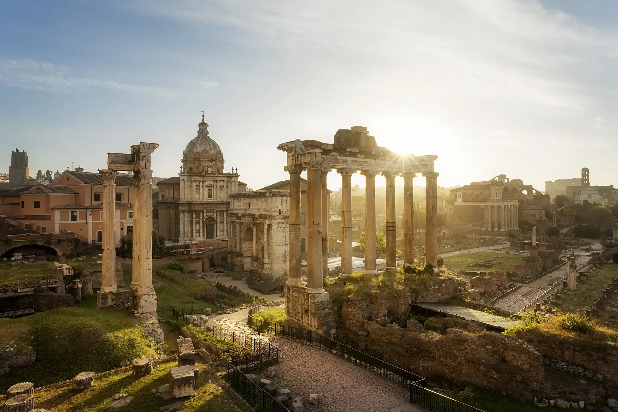 day-hero-sunrise-roman-forum-rome-italy.webp