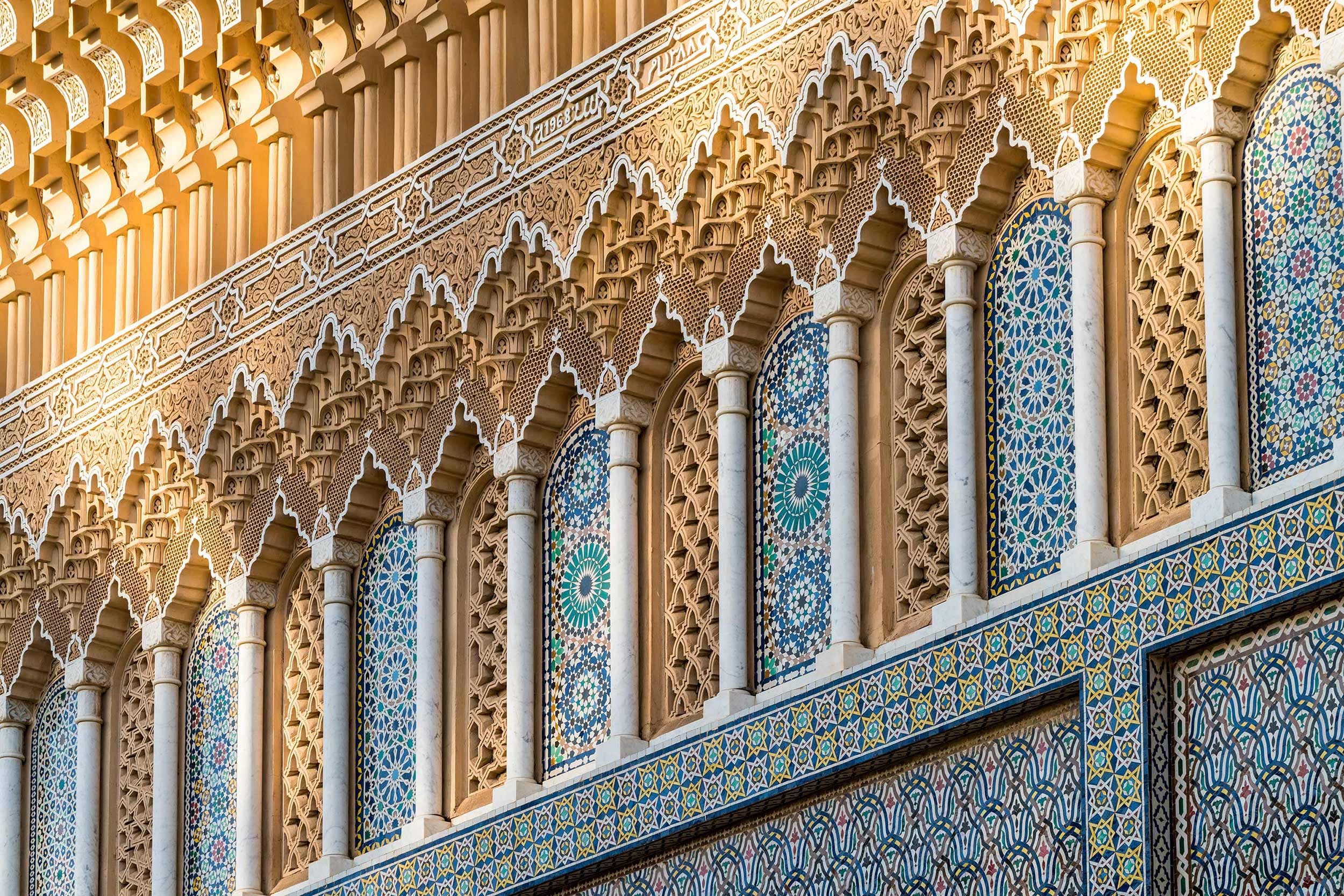 ornate-gate-dar-al-makhzen-palace-fes-morocco.jpg