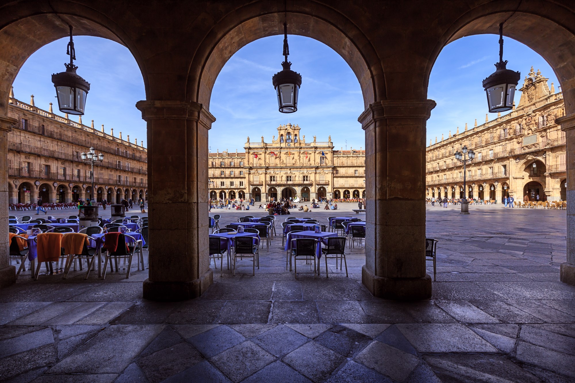plaza-mayor-square-salamanca-spain.jpg