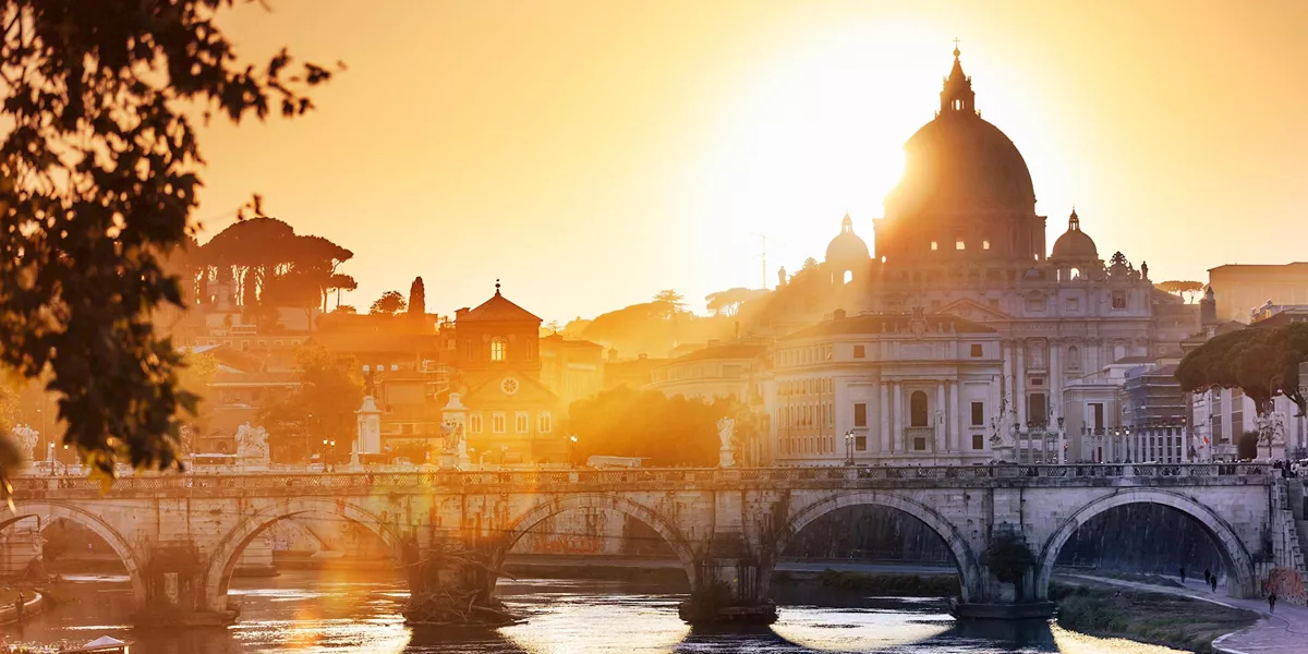 European Splendour with Eurostar Extension Guided Tour