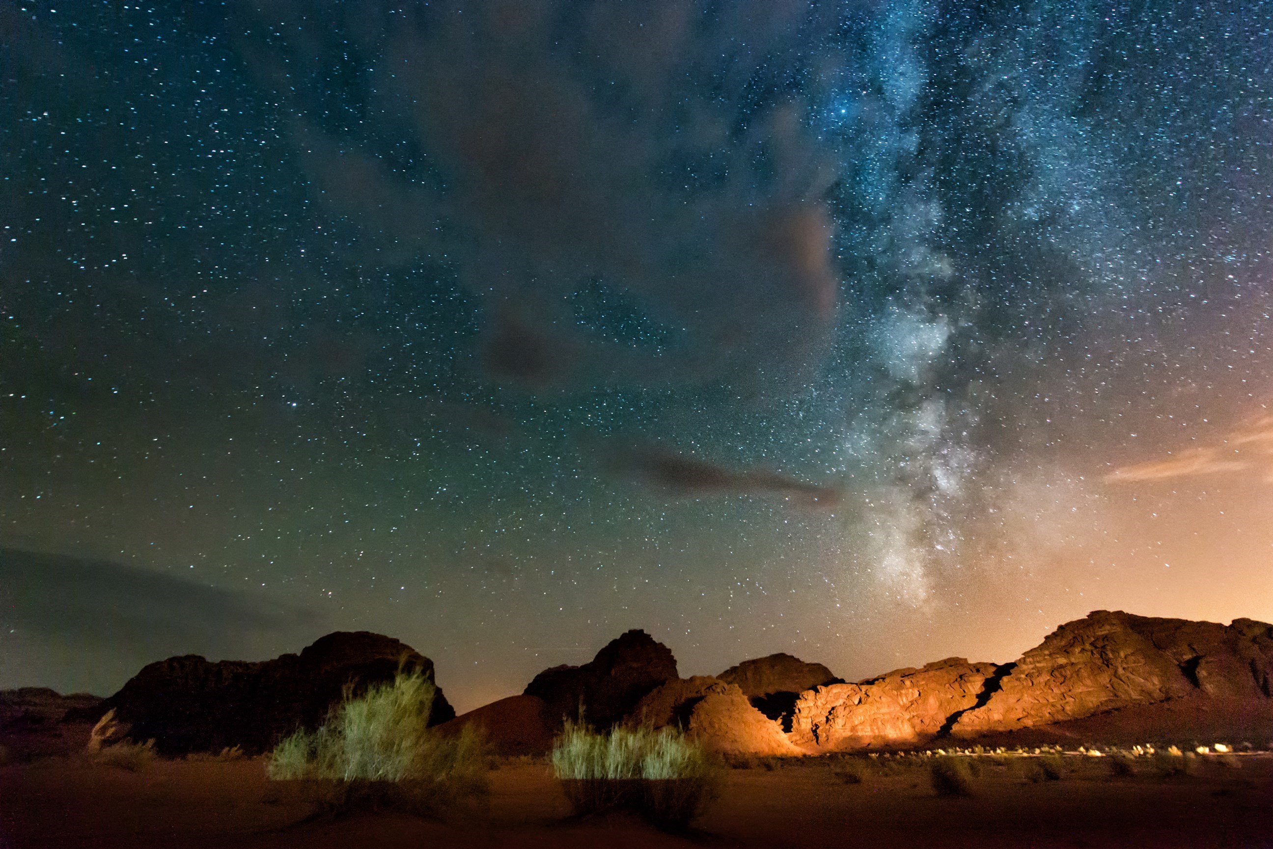stargazing-wadi-rum-jordan.jpg