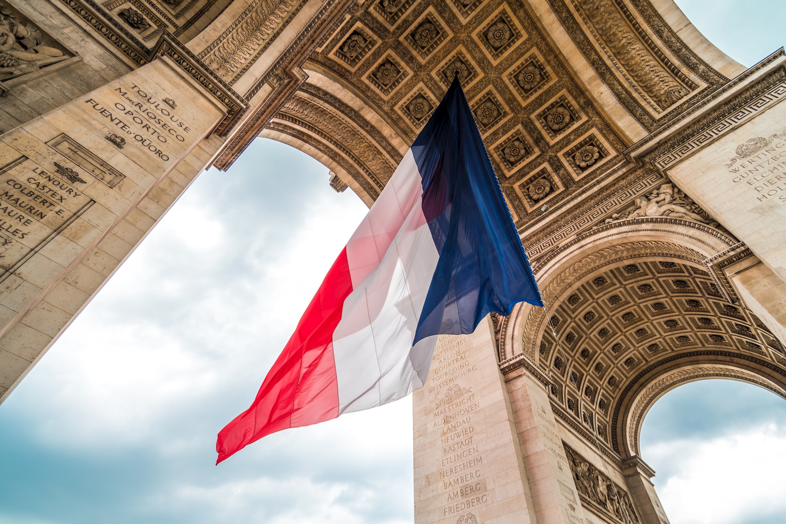 arch-de-triomphe-paris-france.jpg