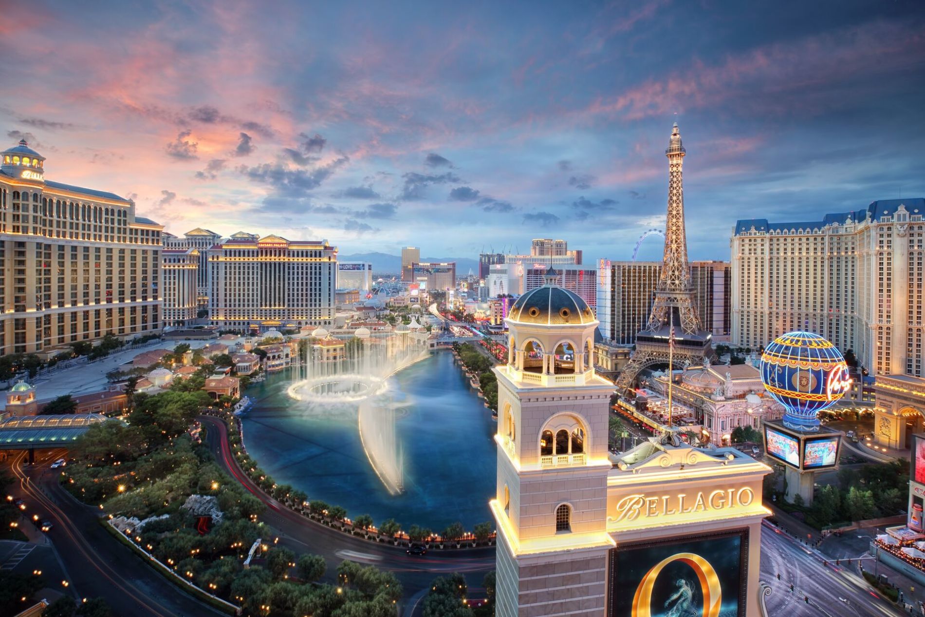 A view of the Las Vegas strip at dusk