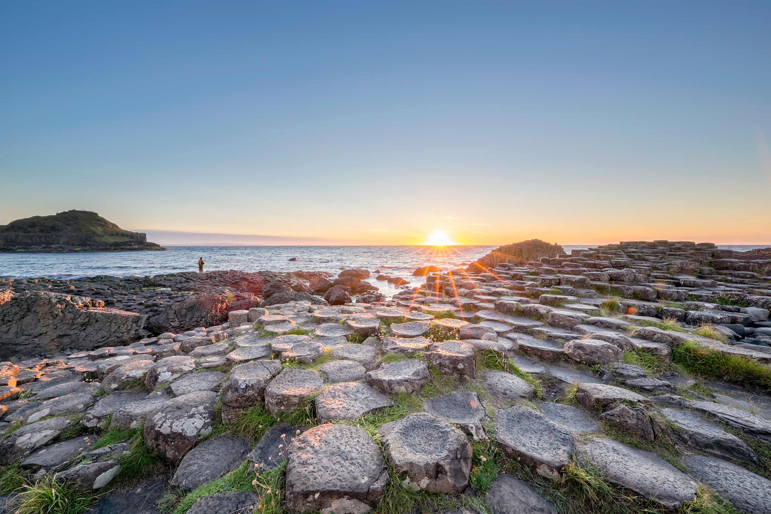 the-giants-causeway-northern-ireland.jpg