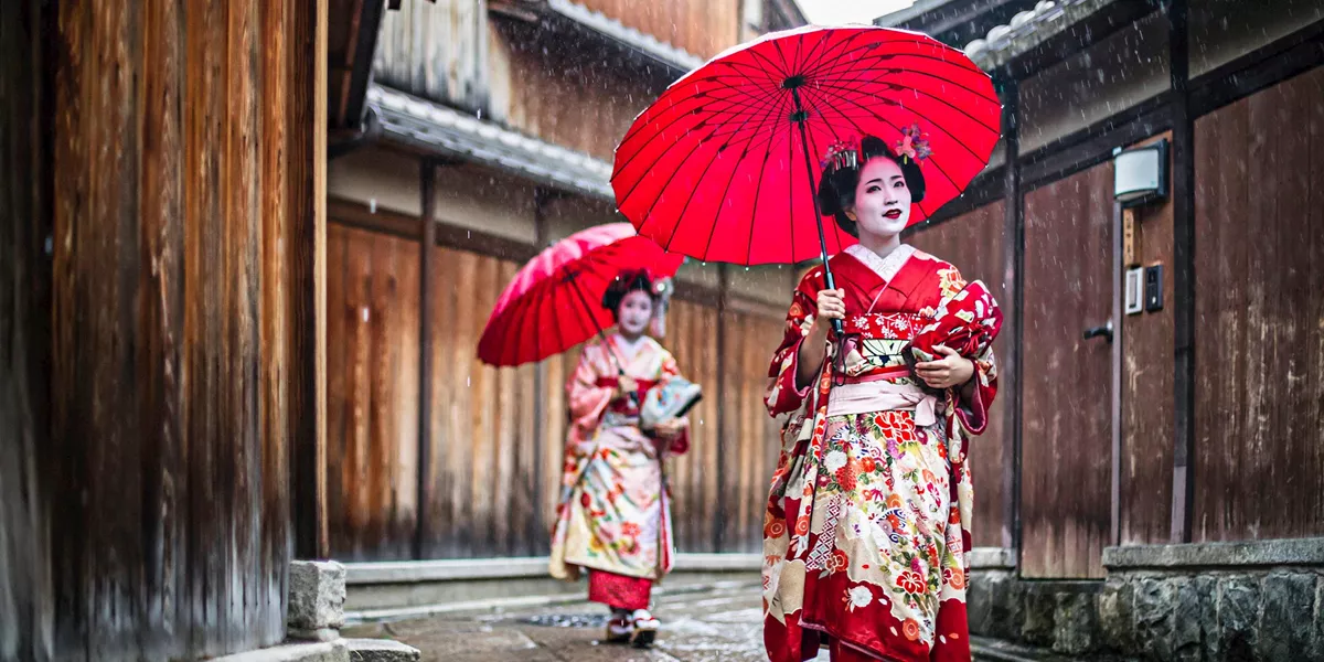 Splendors of Japan with Hiroshima, celebrate The Takayama Festival Guided Tour