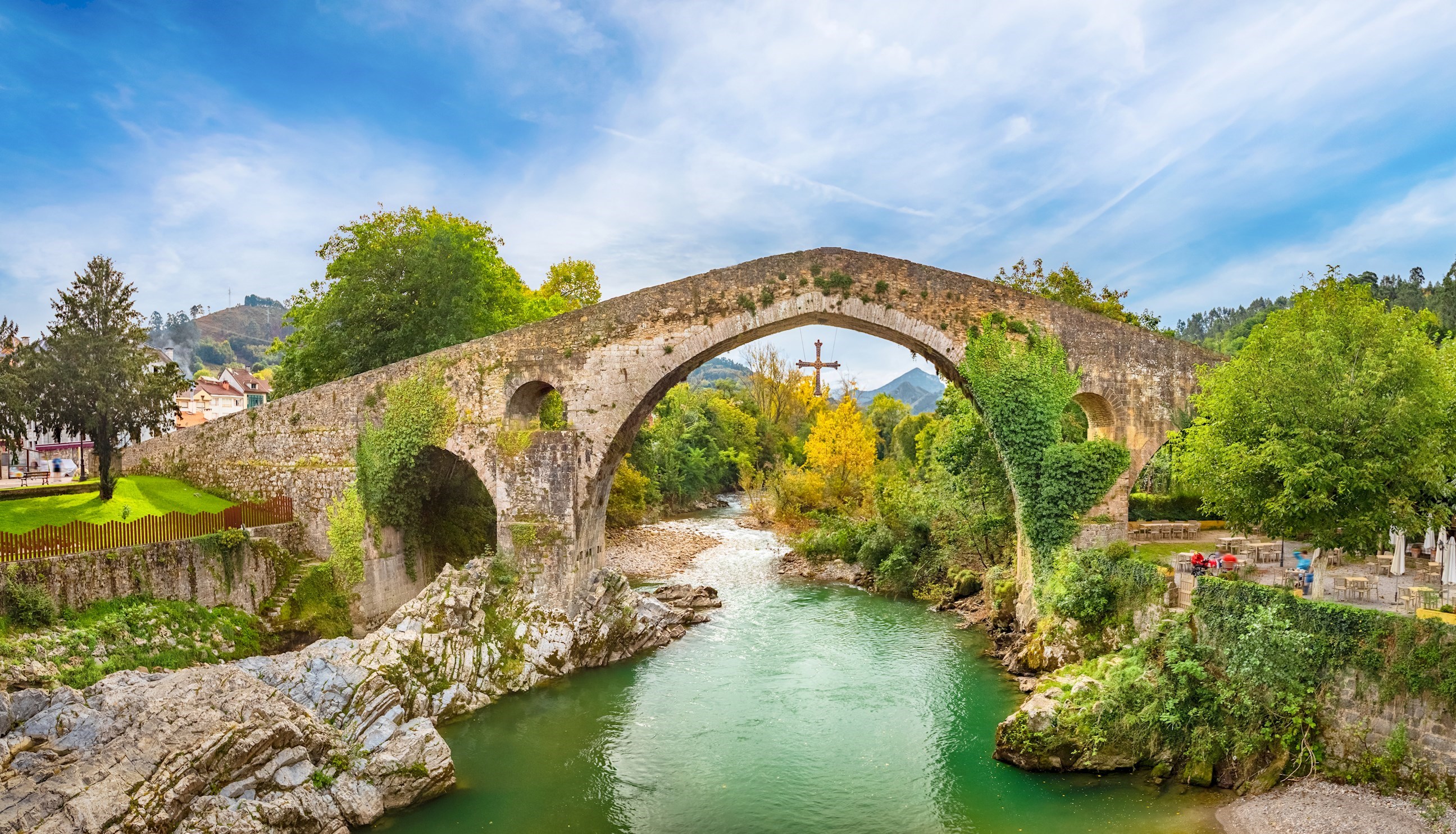 41_roman-bridge-cangas-de-onis-asturias-spain.jpg