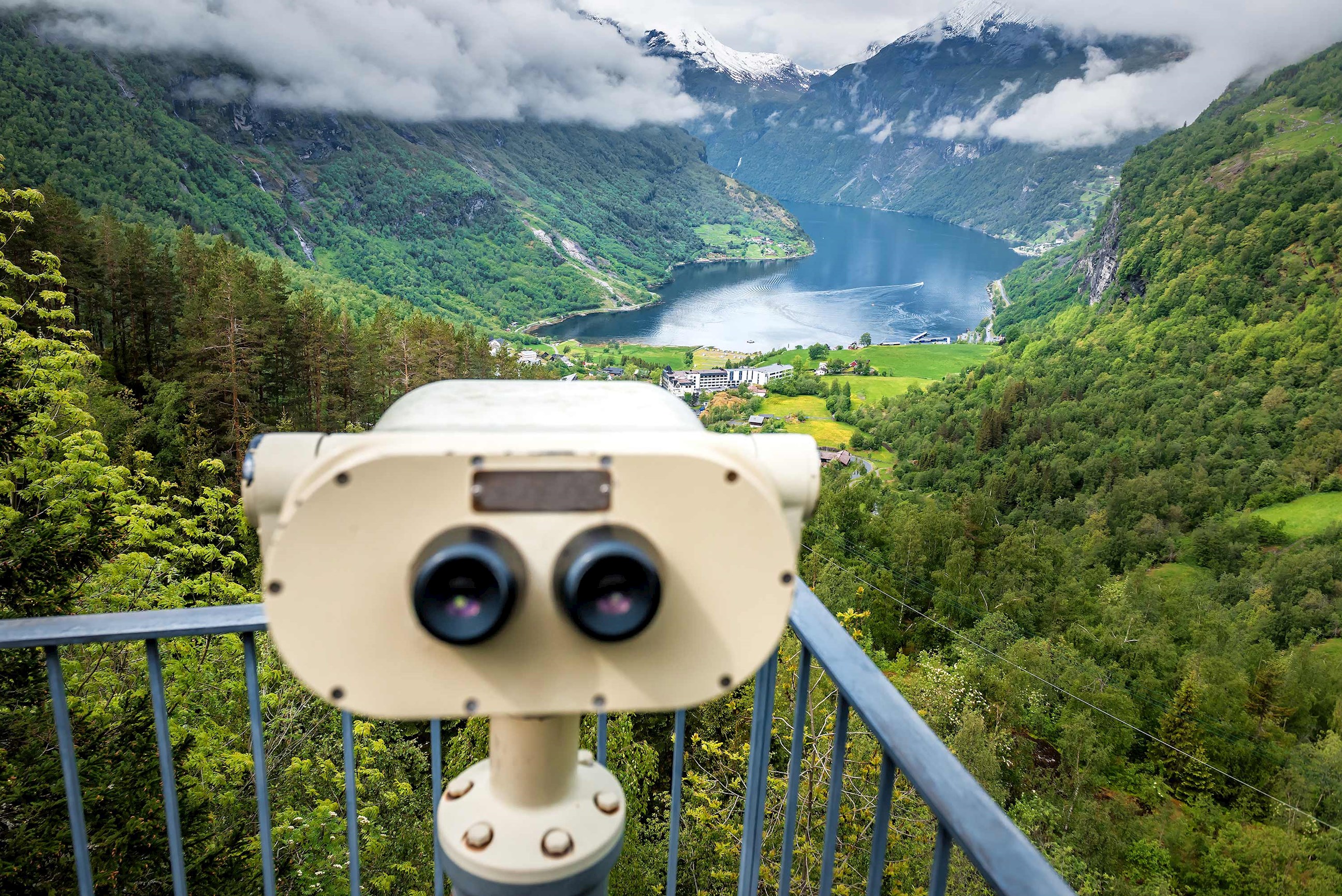view-binoculars-geirangerfjord-norway.jpg