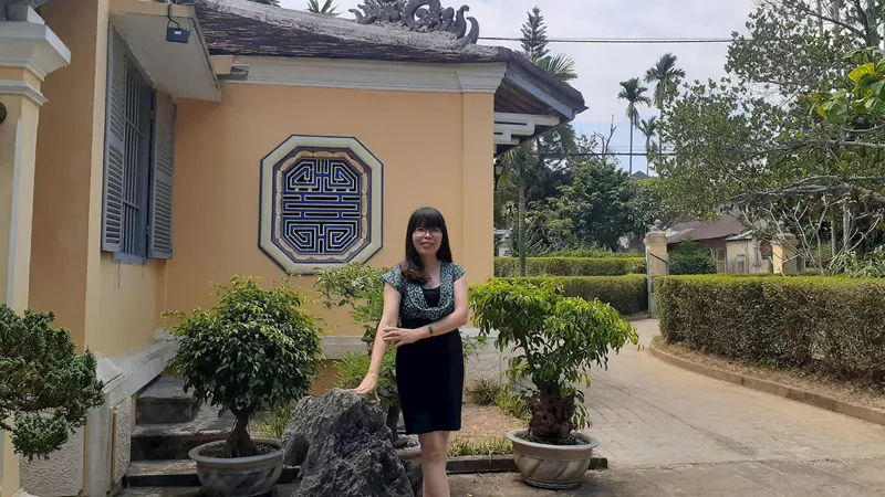 Lunch at garden houses of Hue with a local family