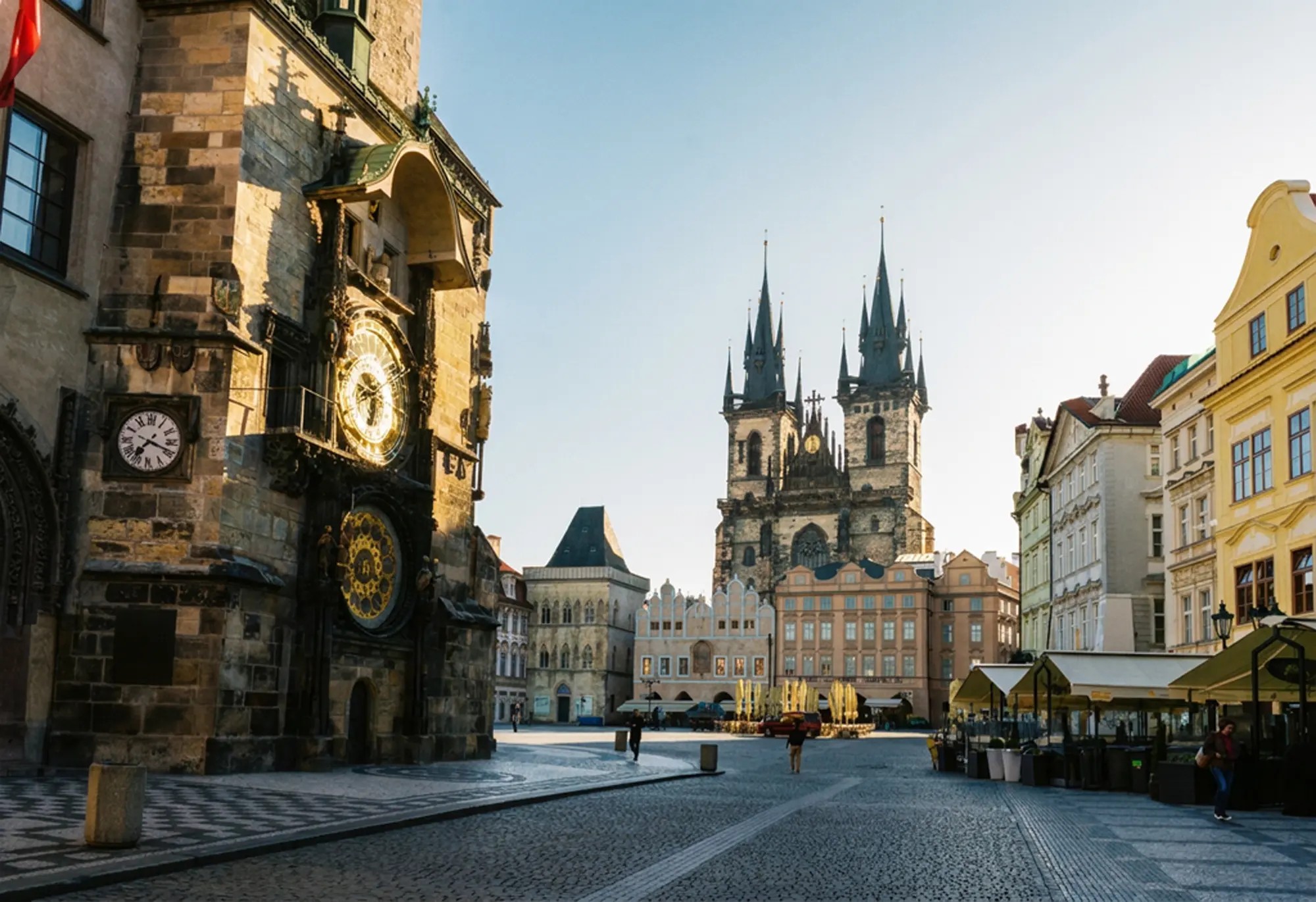 day-8-town-square-prague.jpg