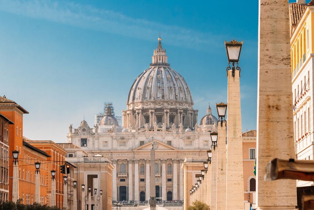 St Peter's square with Papal Basilica of St Peter in the Vatican, Rome, Italy 