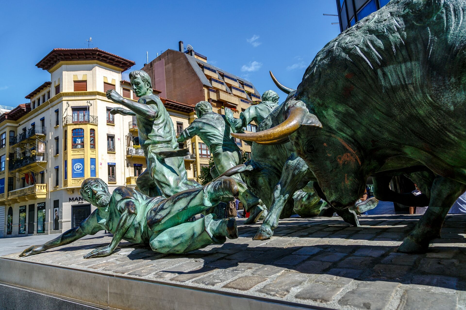 large-statue-of-encierros-in-pamplona-spain.jpg