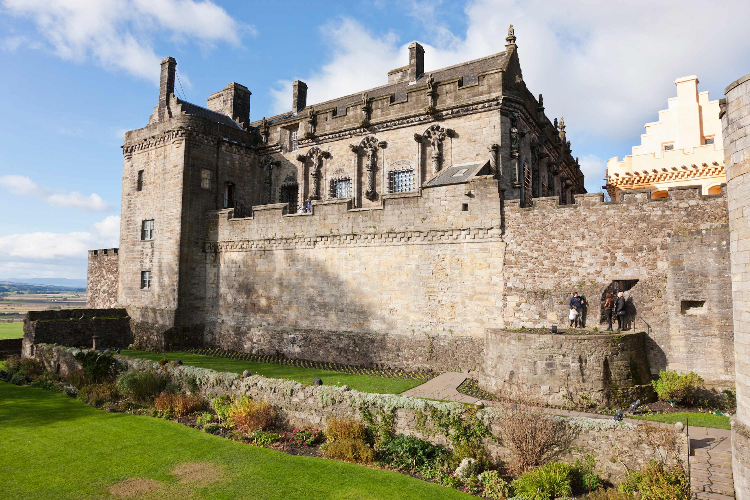 stirling-castle-scotland.jpg