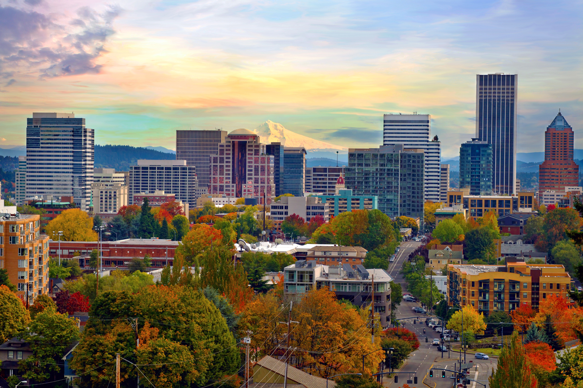 downtown-cityscape-in-the-fall-portland-oregon-usa.jpg
