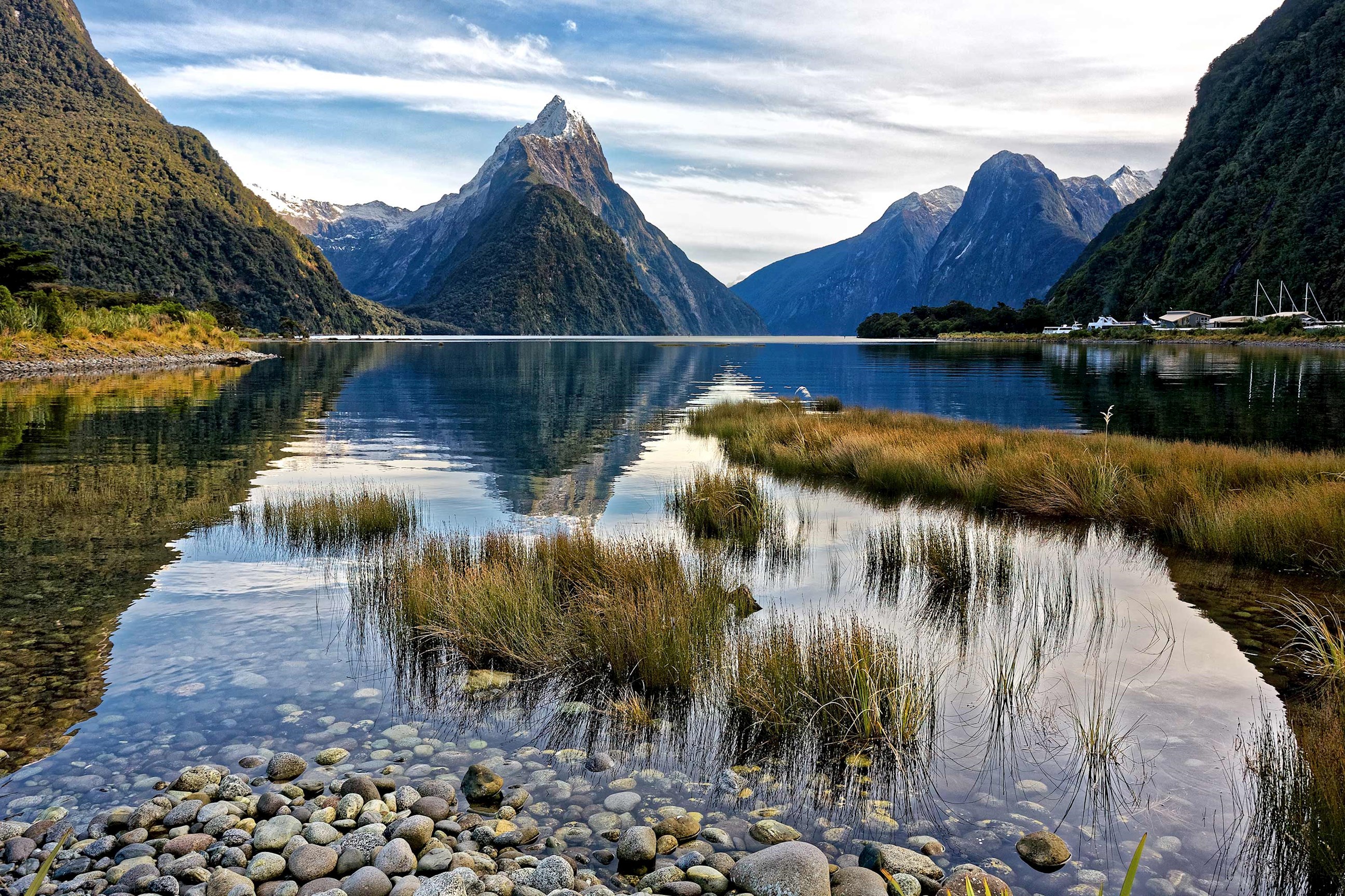 view-milford-sound-new-zealand.jpg