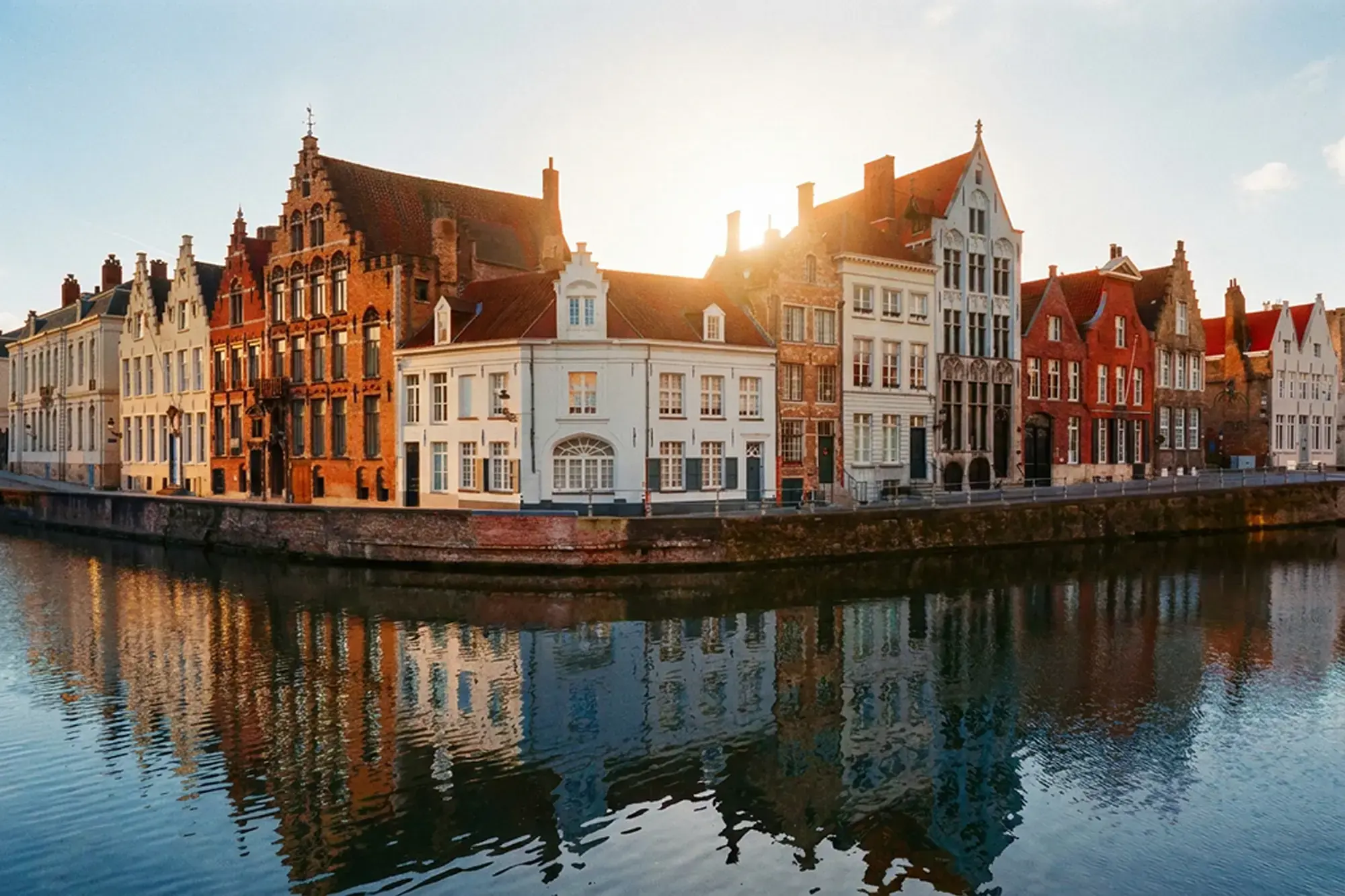 day-hero-image-bruges-canal-belgium-rtd.webp