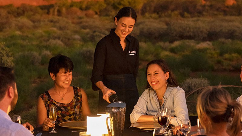 uluru-barbeque-dinner-aat-kings.jpg