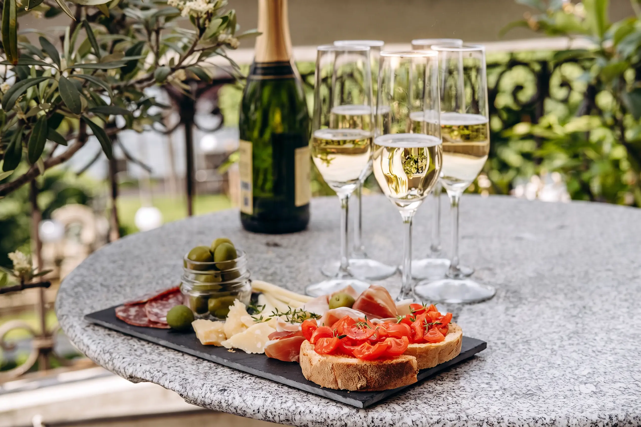 day-hero-prosecco-veneto-italy.webp
