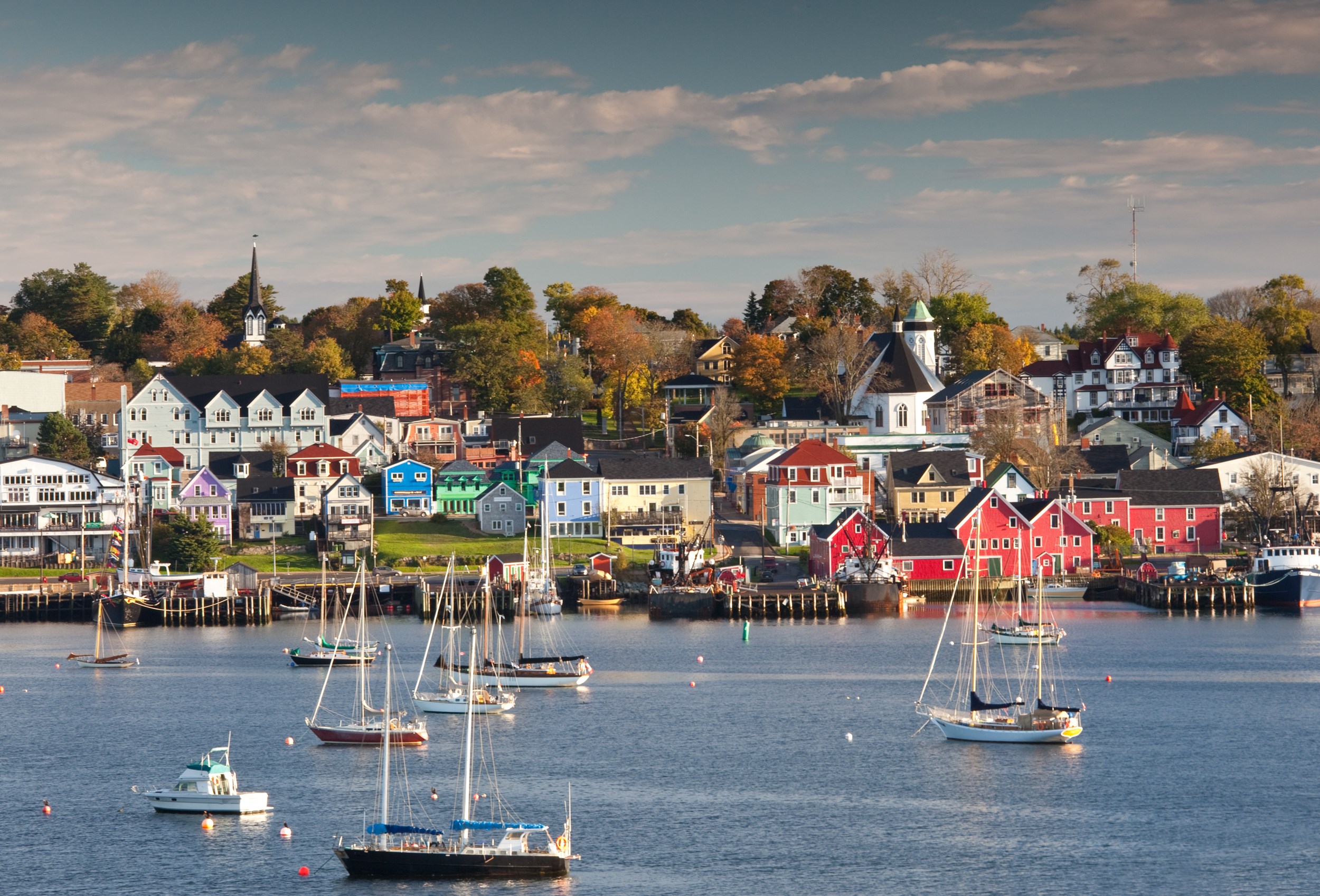 waterfront-view-lunenburg-nova-scotia-canada.jpg