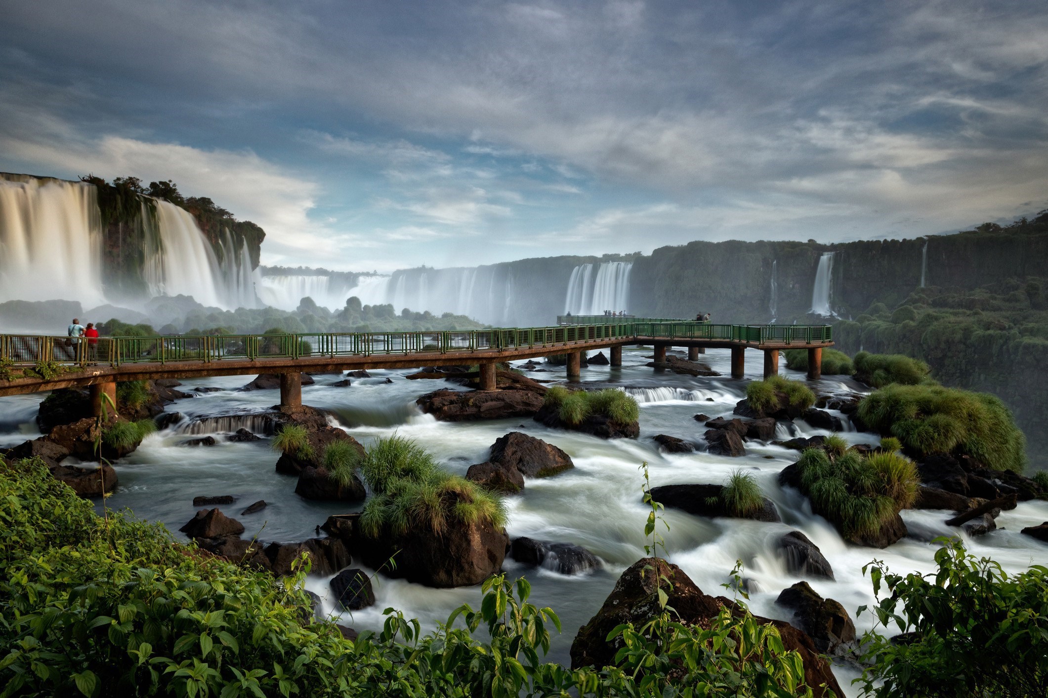 iguassu-falls-brazil.jpg
