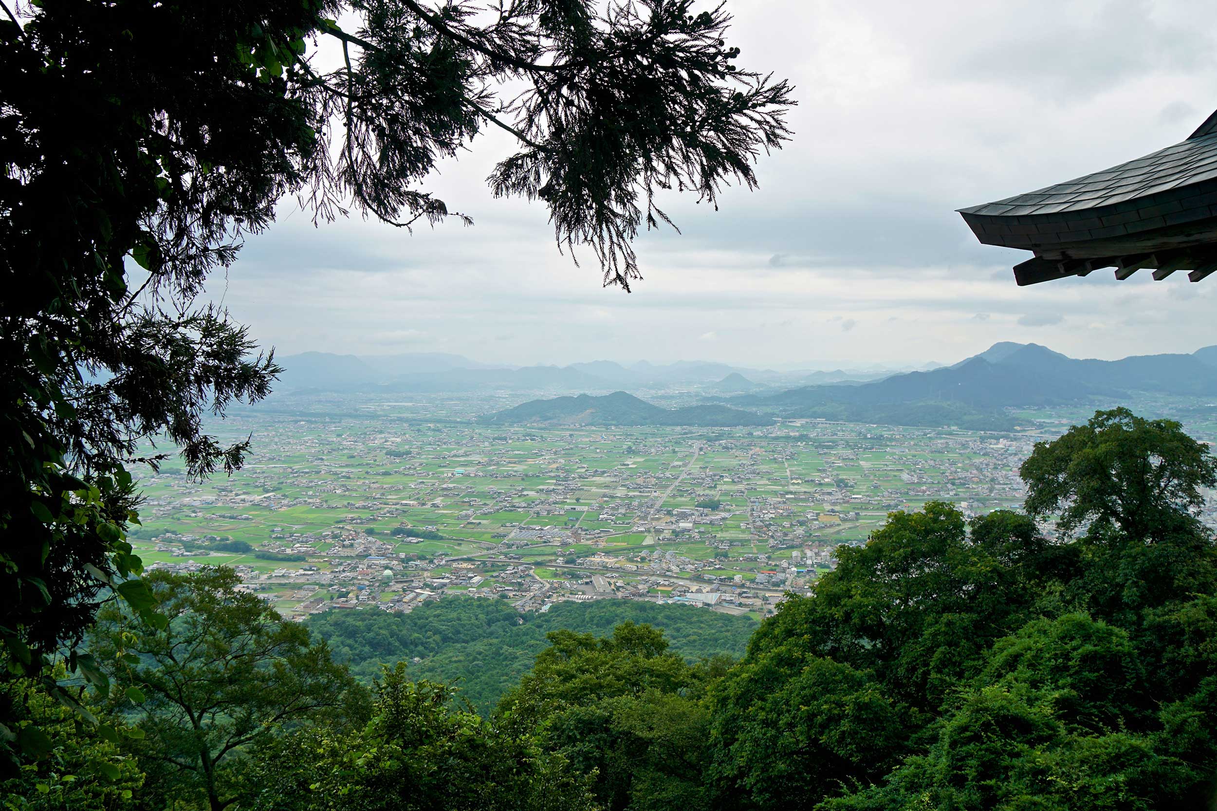 view-kotohira-countryside-kotohira-japan.jpg