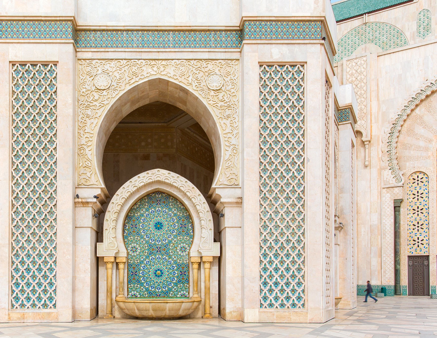 courtyard-mosque-hassan-ii-casablanca-morocco.jpg