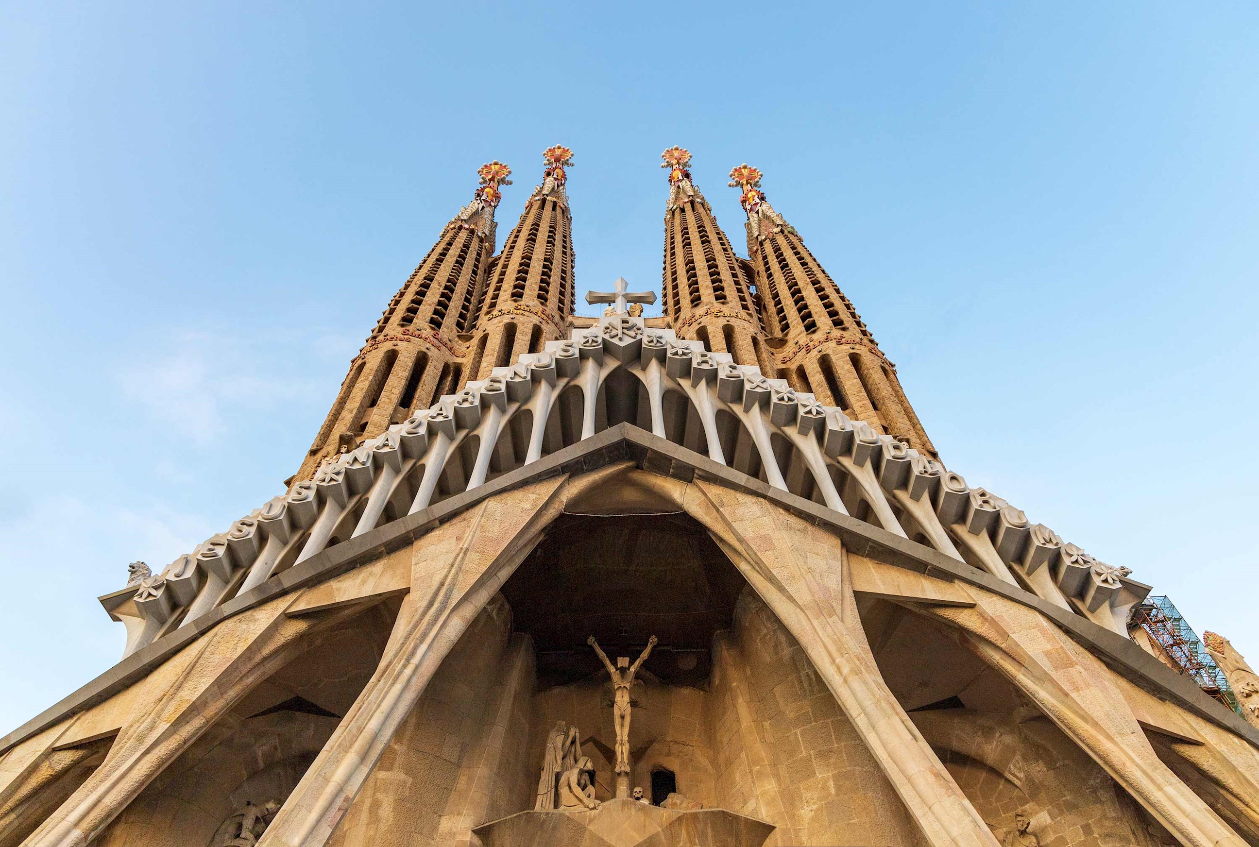 sagrada-familia-barcelona-spain.jpg