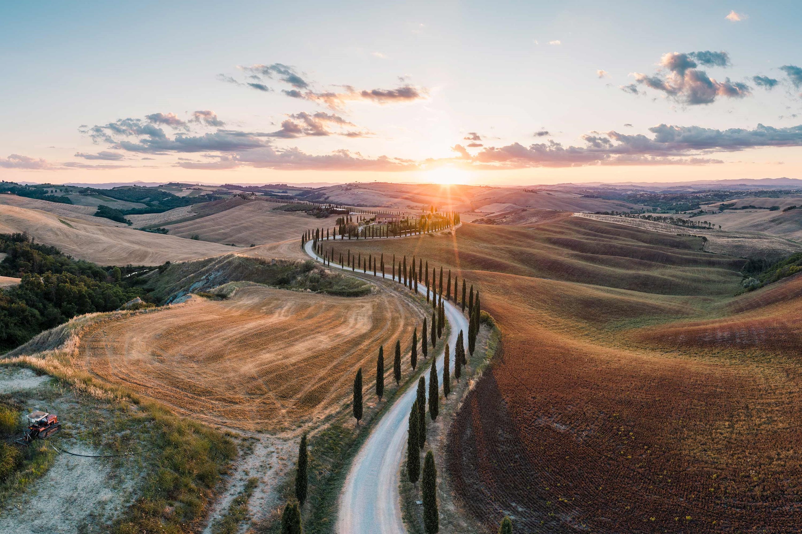 view-fields-tuscany-italy.jpg