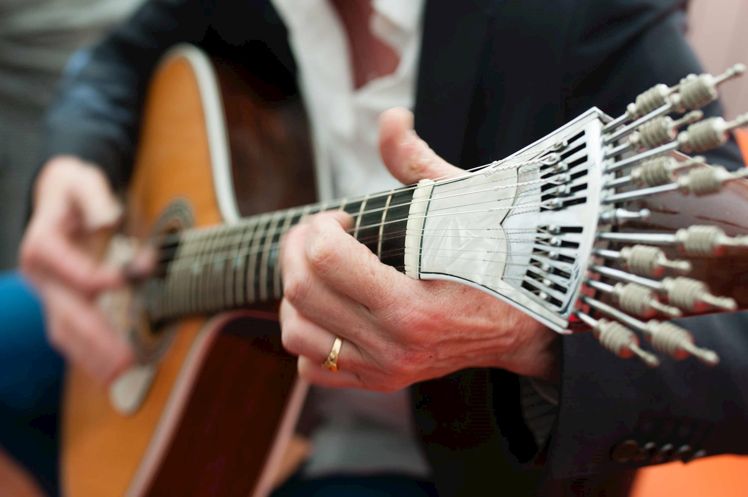 dinner-music-lisbon-portugal.jpg