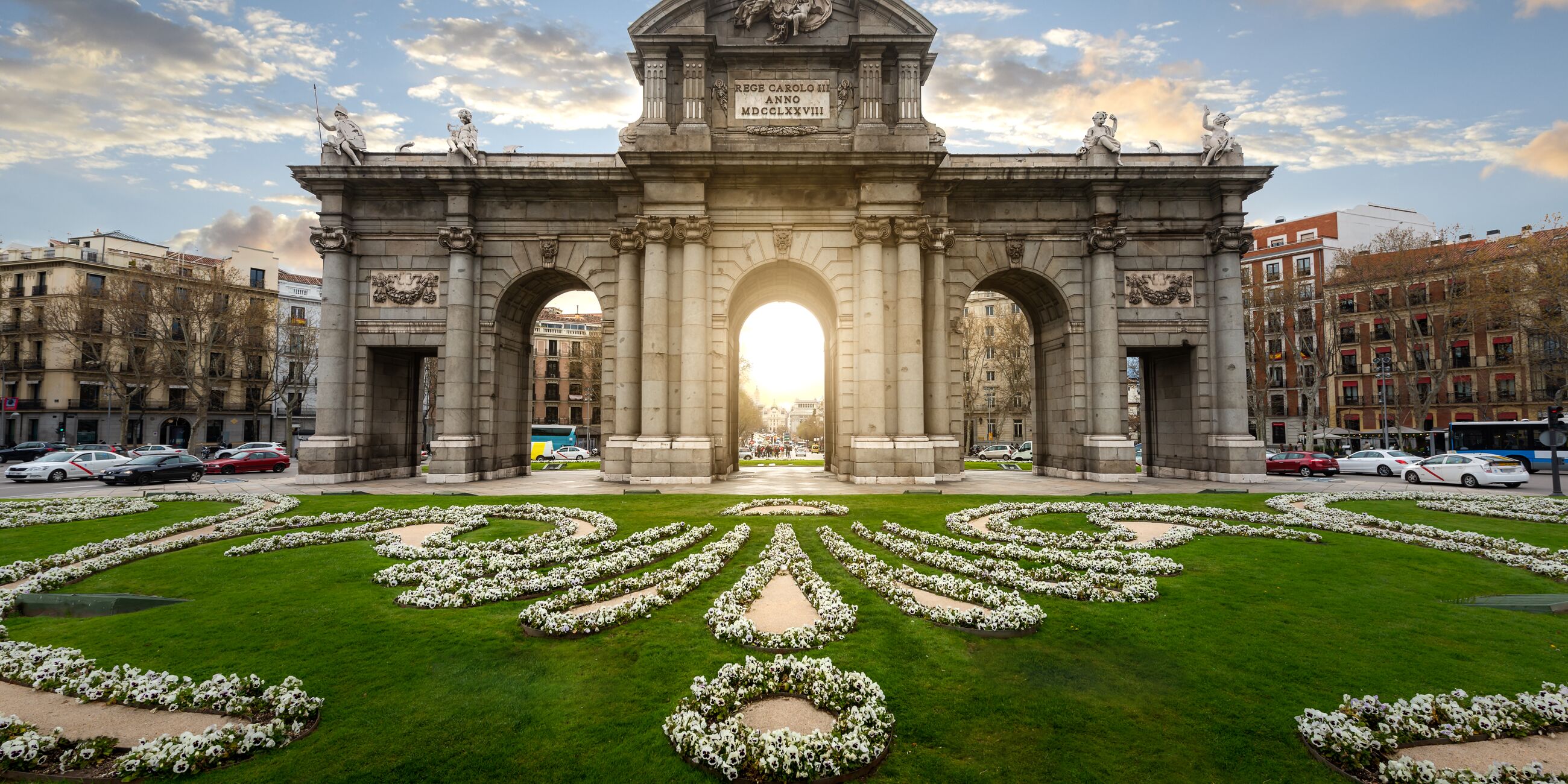 The Puerta de Alcalá in Madrid, Spain