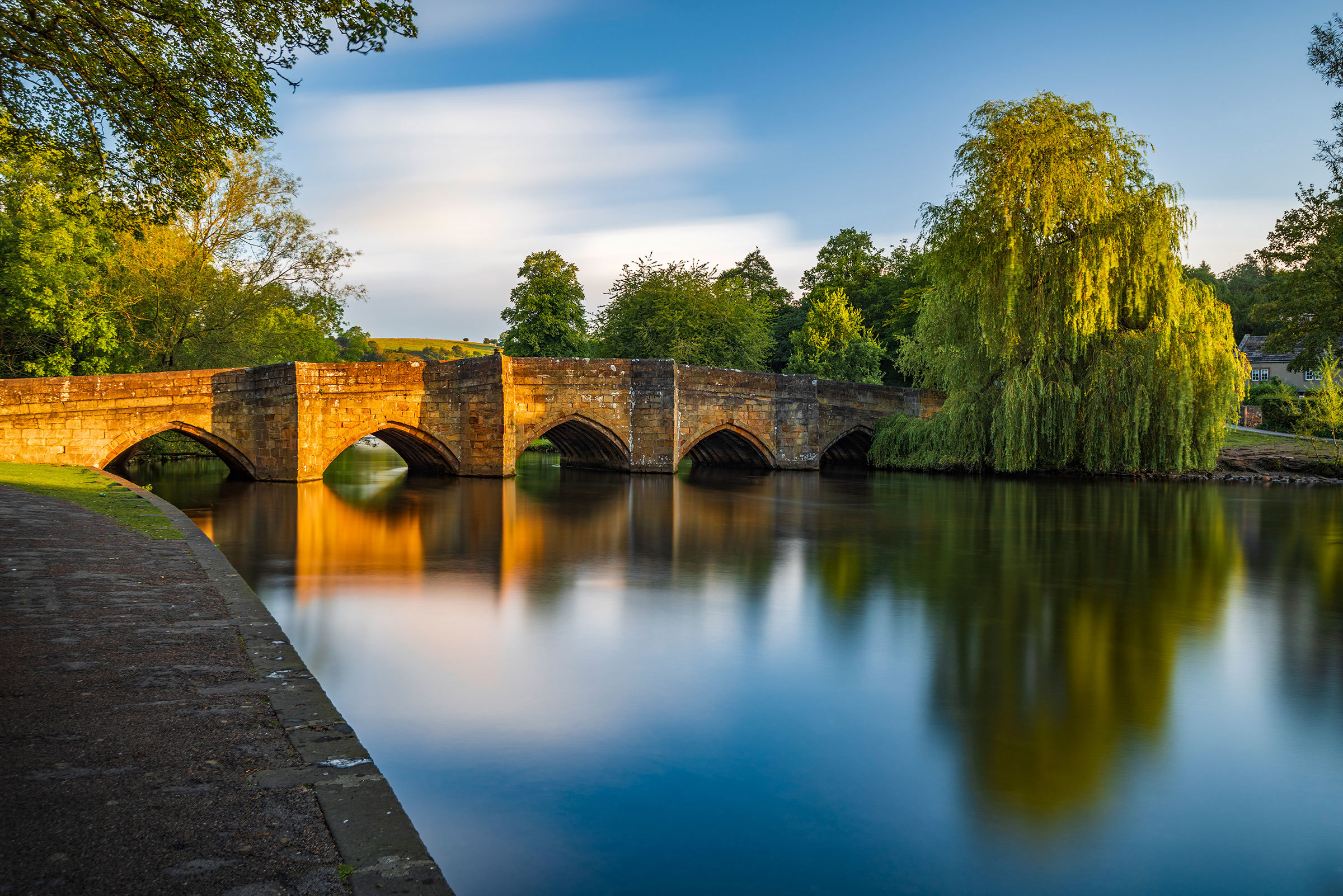 bakewell-bridge-bakewell-england.jpg