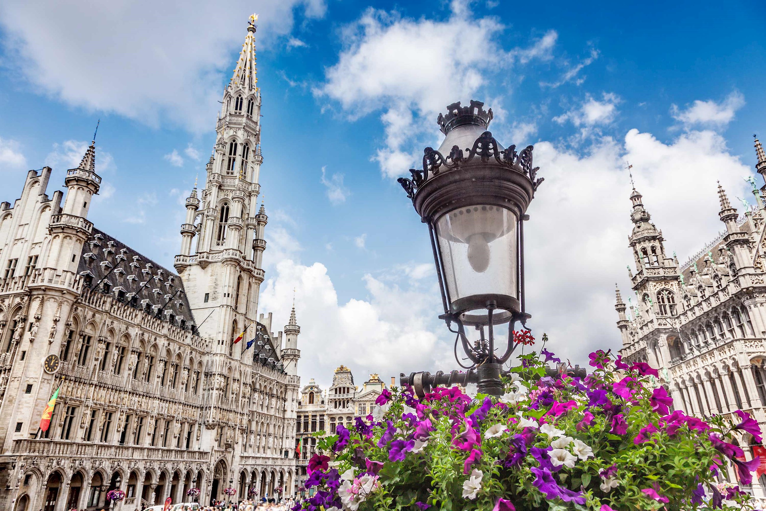 grand-place-brussels-belgium.jpg