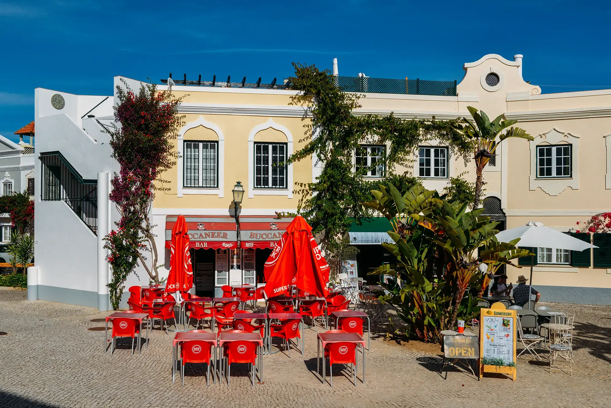 taberna-algarve-portugal-getty-971133300.webp