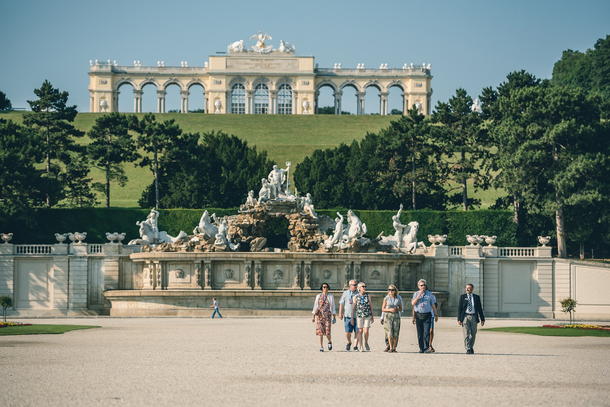 gardens-schonbrunn-palace-vienna-austria.jpg