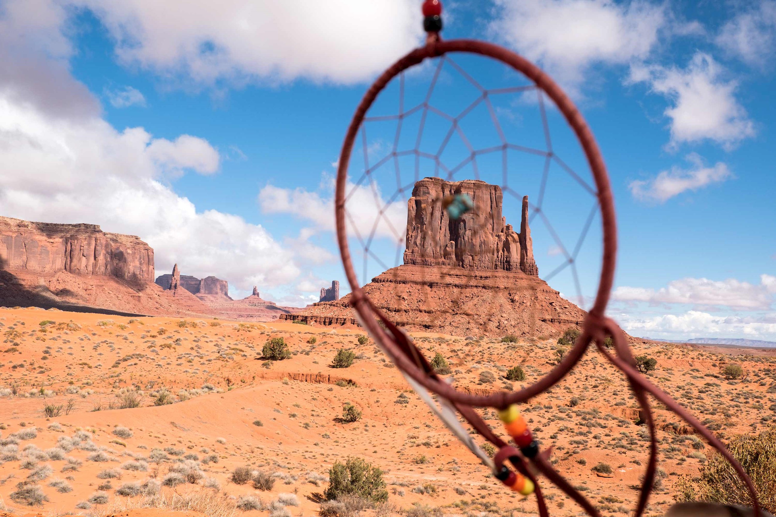 dream-catchers-monument-valley-usa.jpg