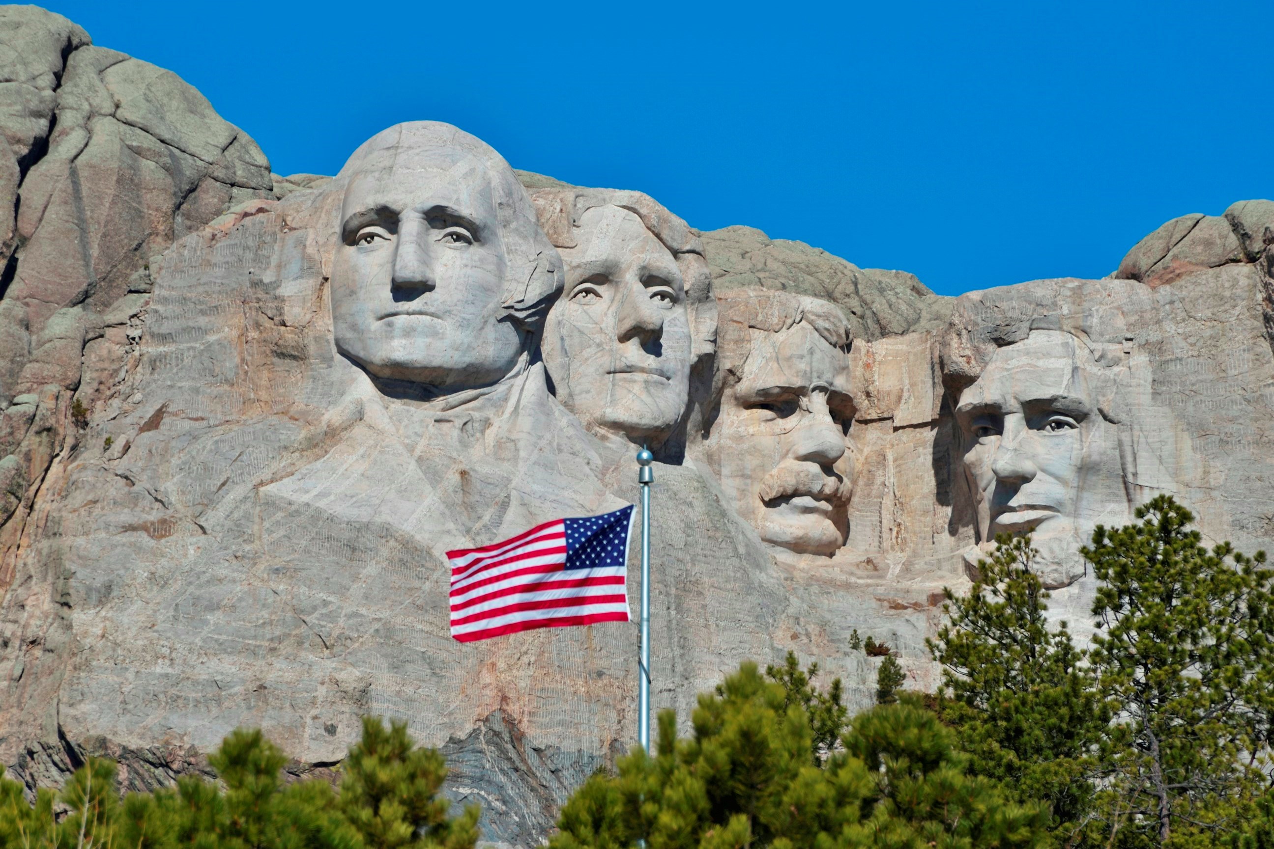 mount-rushmore-national-memorial-usa.jpg