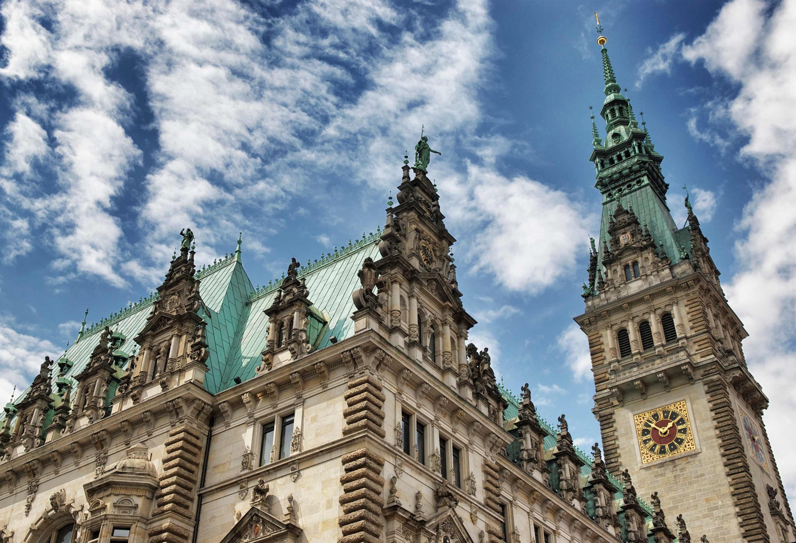 hamburg-city-hall-germany.jpg