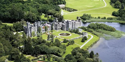 Iconic Ireland and Ashford Castle Guided Tour