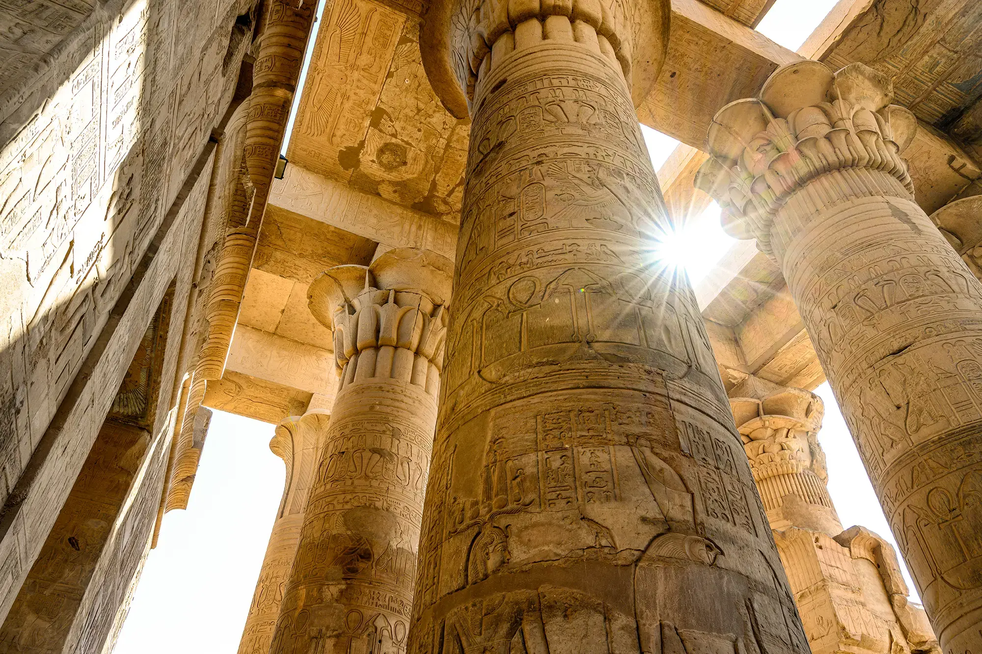 day-hero-temple-kom-ombo-egypt.webp