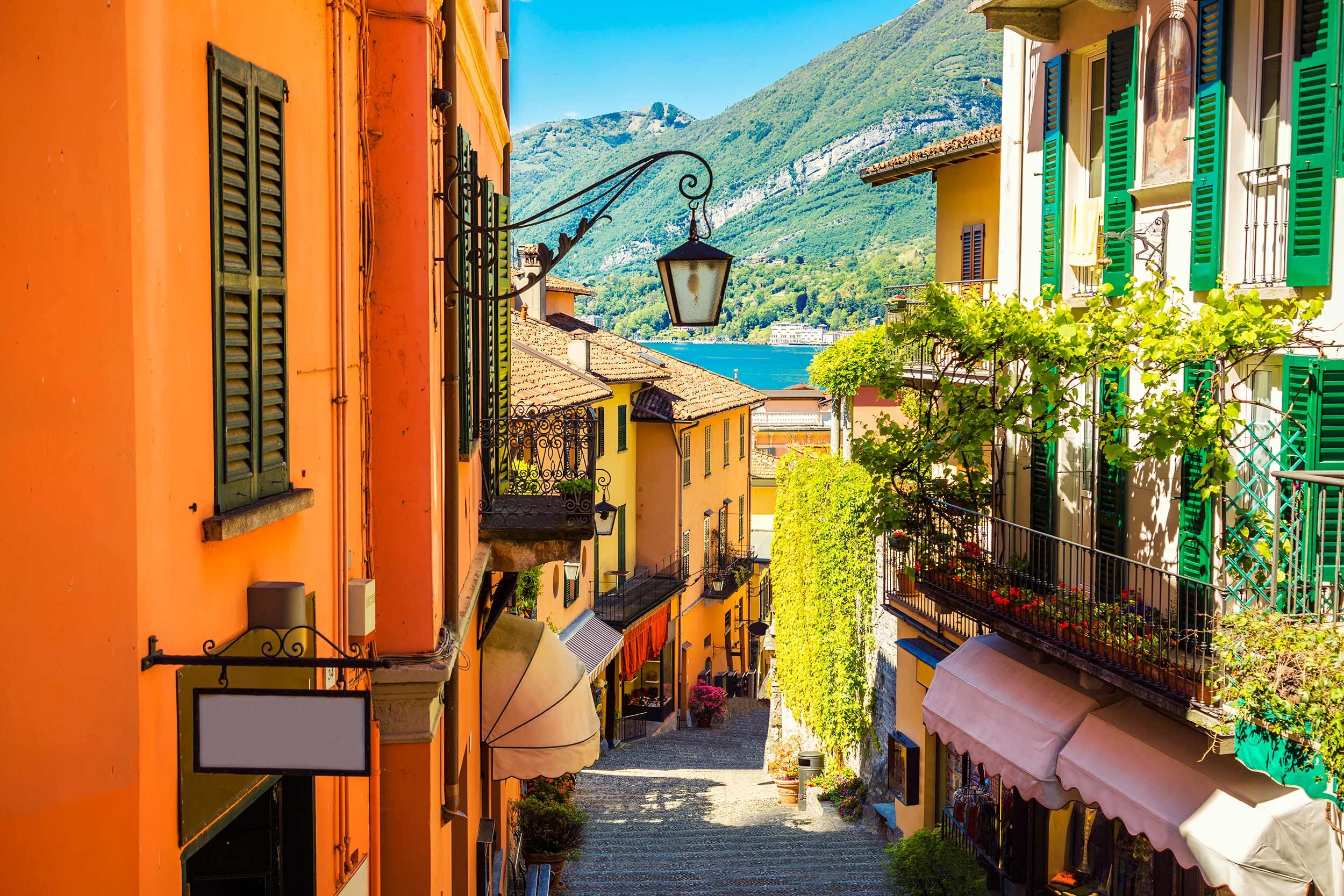 old-town-lake-como-italy.jpg