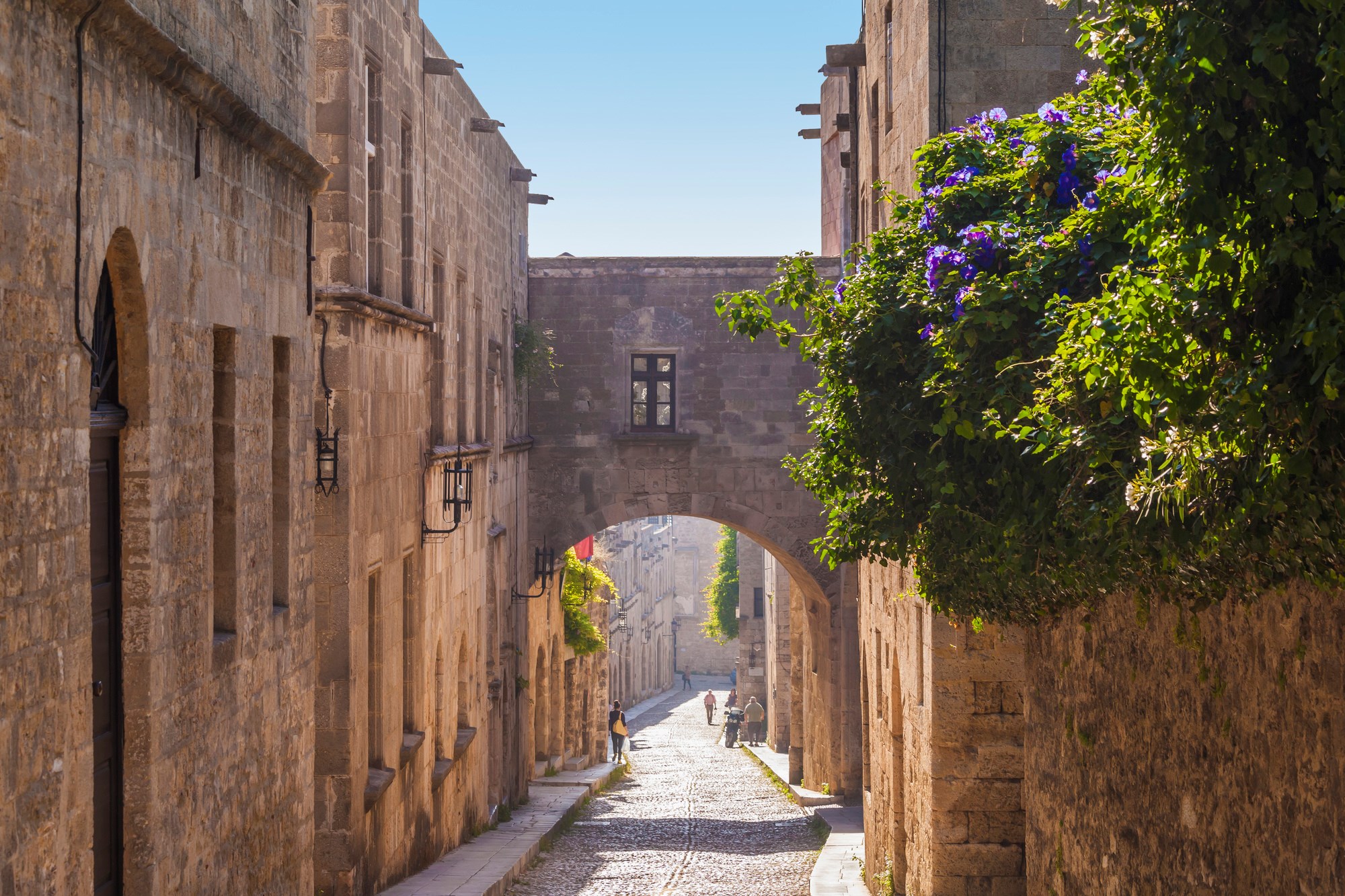07_old-town-rhodes-greece-rtd.jpg