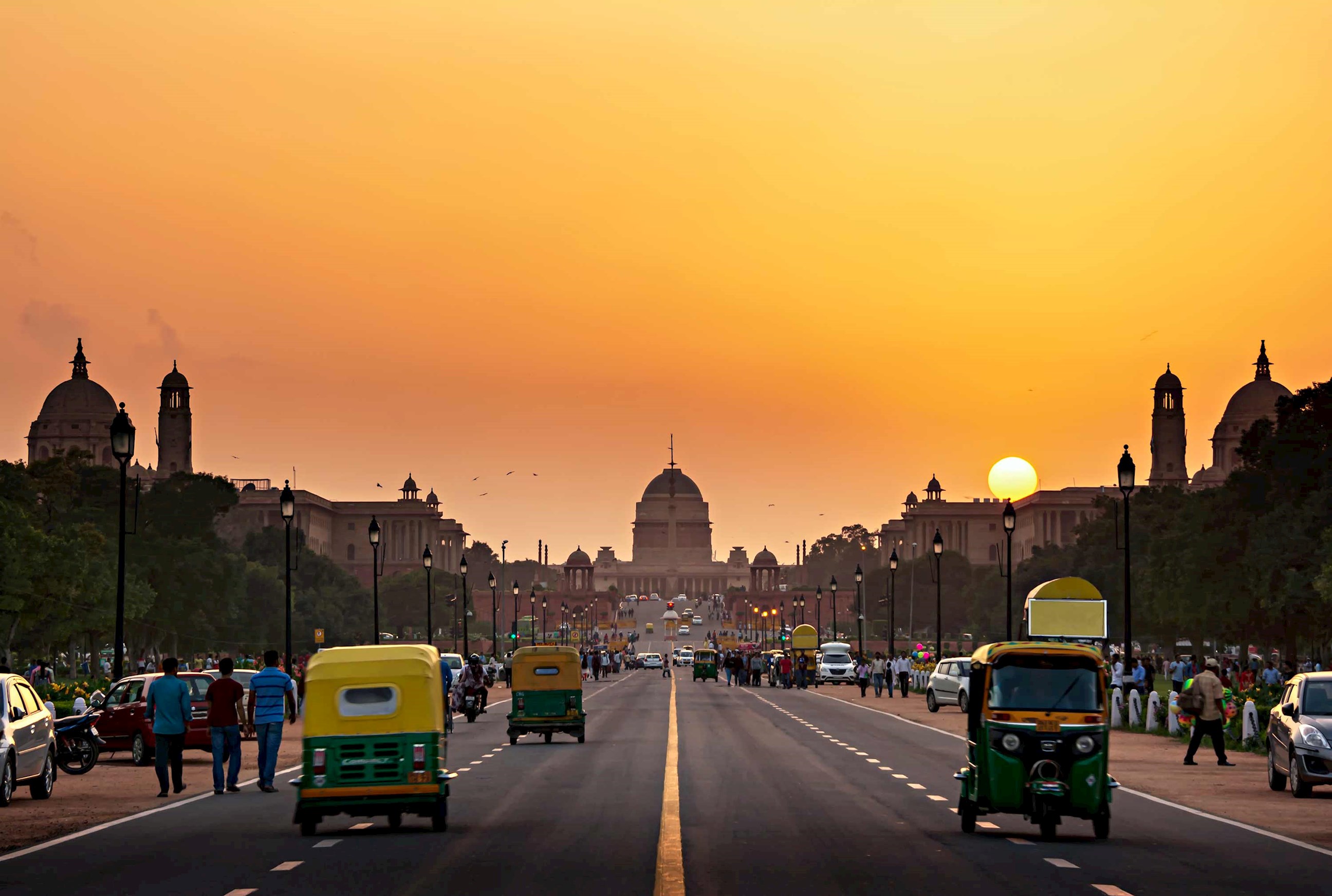 view-rashtrapati-bhavan-delhi-india.jpg