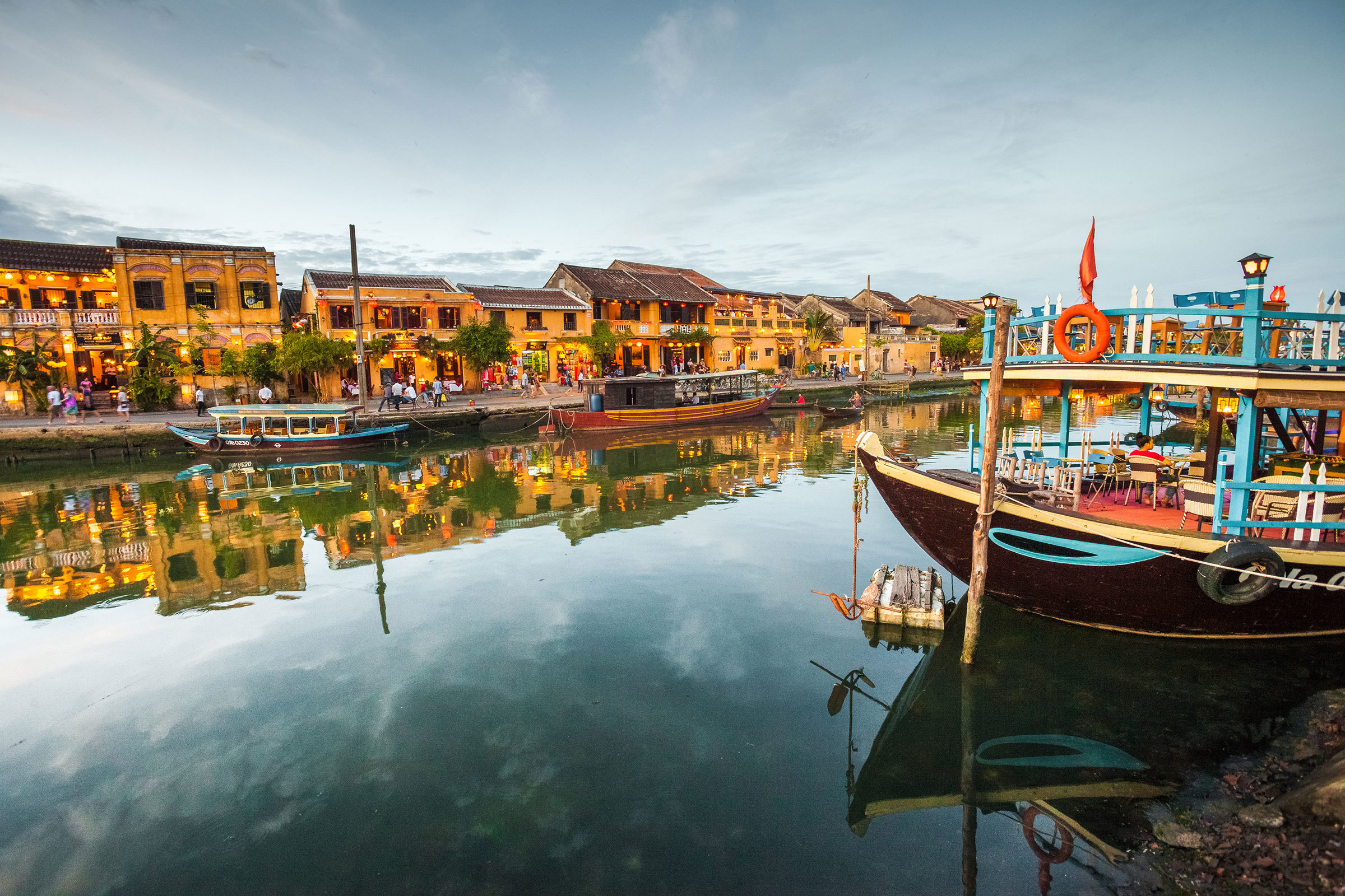 riverfront-at-dusk-hoi-an-vietnam.jpg