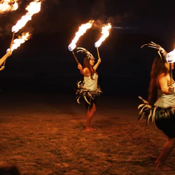 polynesian-cultural-center-laie-hawaii.jpg