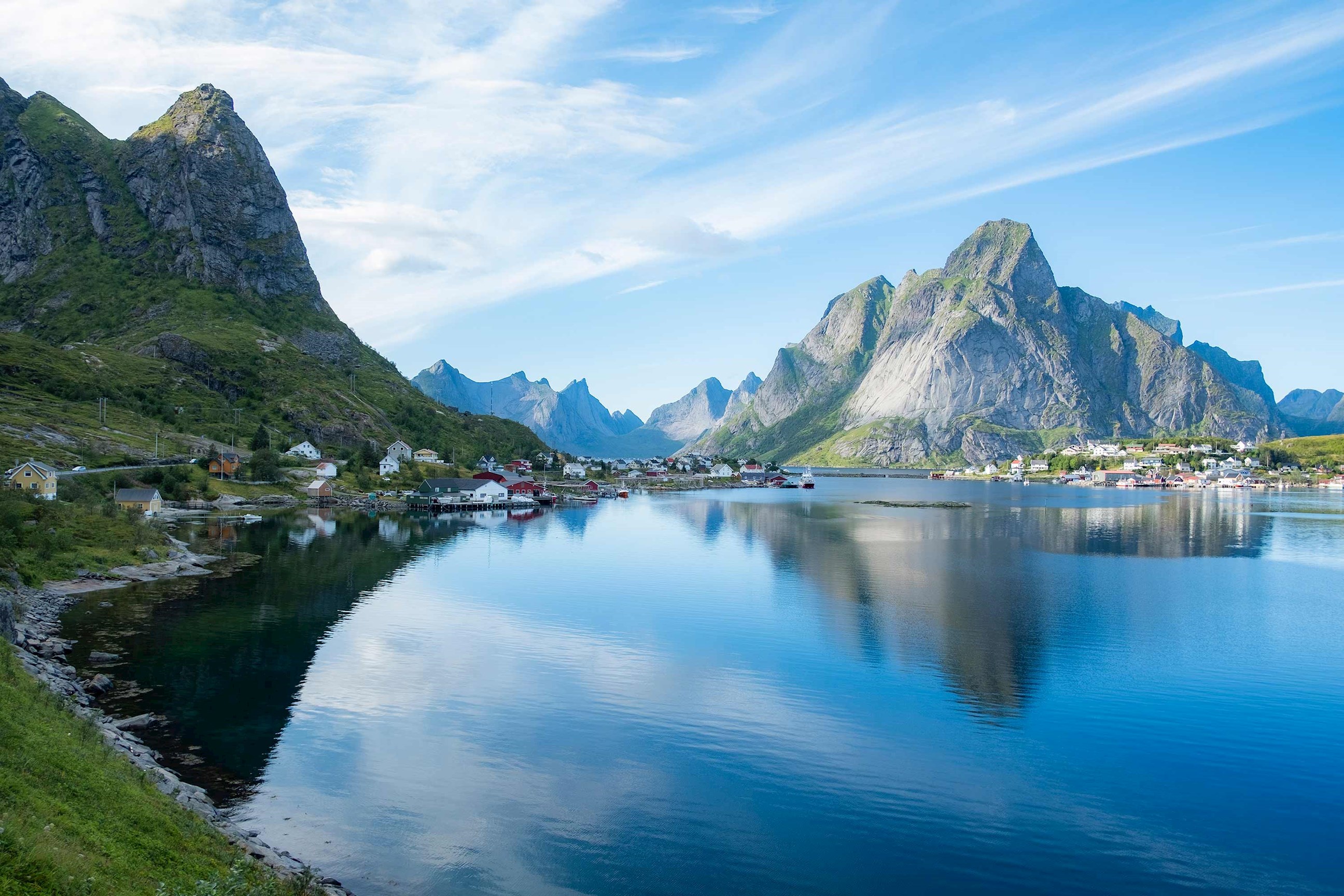 lofoten-island-svolvaer-norway.jpg